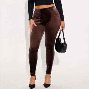 Brown Velvet Lace Trim Leggings NEW 🏷️